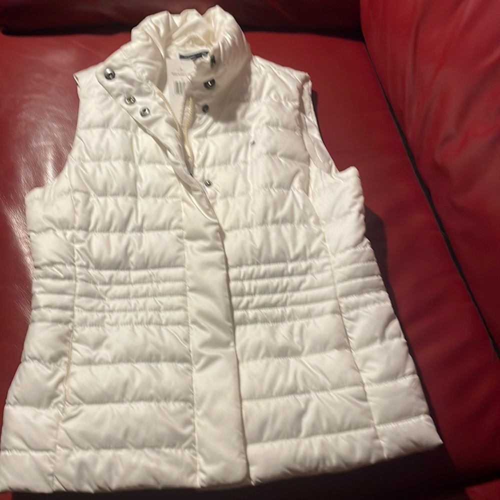 Brand new,beautiful Tommy Hilfiger vest